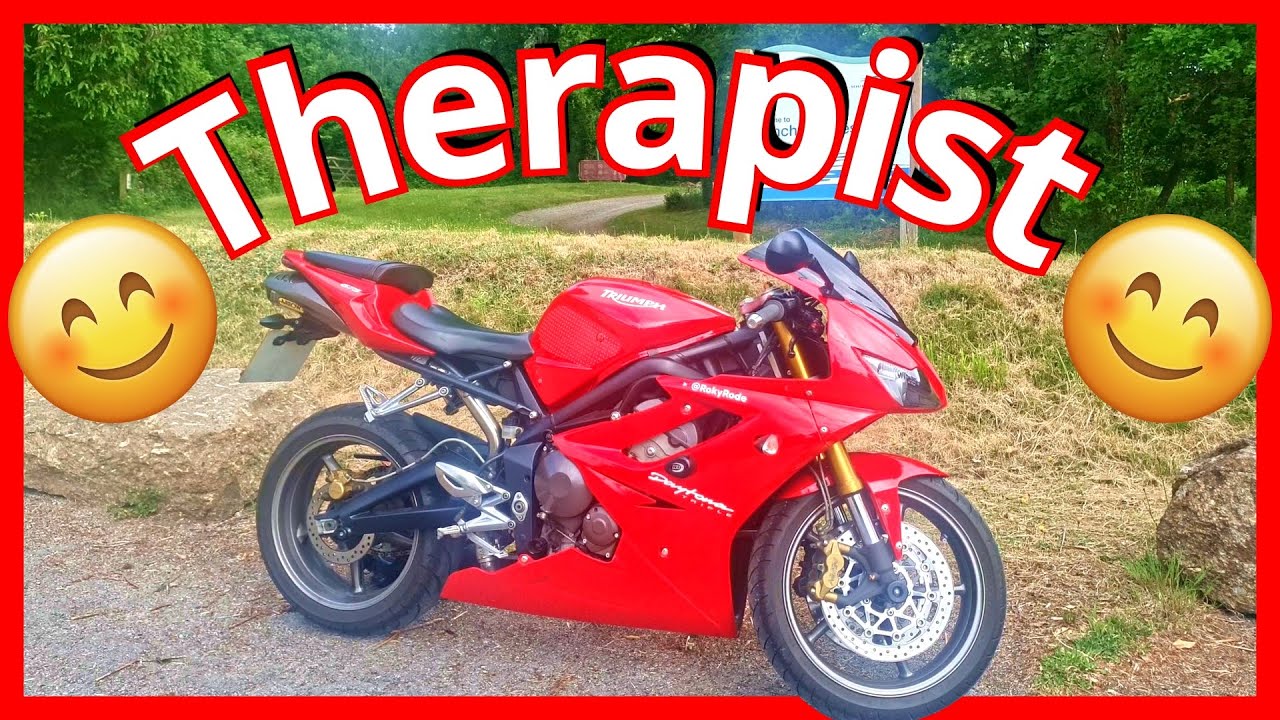 Motorbikes: The Best Therapy (Triumph Daytona 675)