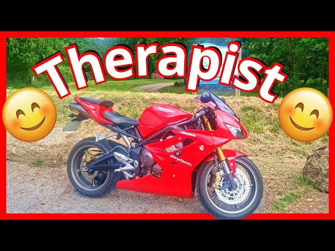 Motorbikes: The Best Therapy (Triumph Daytona 675)