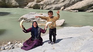 🐑 From Milking Sheep to Fishing | A Real Day of Nomadic Life in the Zagros