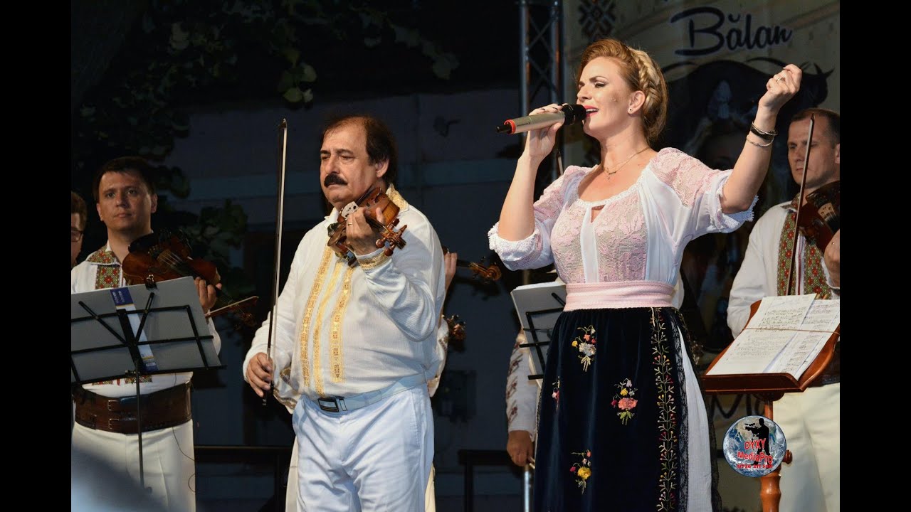 Marcela FOTA & LAUTARII de la Chisinau - Zilele Comunei GOGOSU 2016 (Ascultari, Hore si Sarbe)