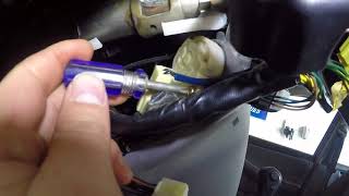 Toyota Corolla bad ignition switch (Español, English subtitles)