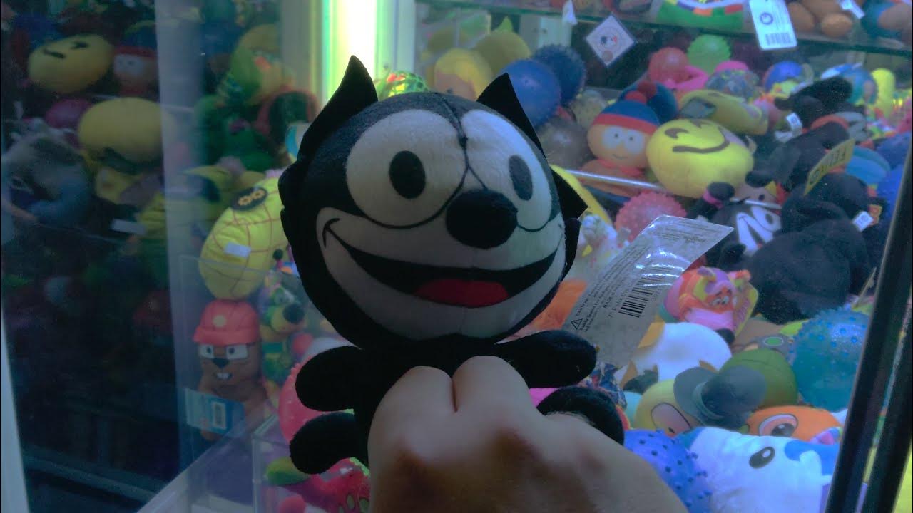 Dave N Busters Little Rock, AR Crane Game won a Felix plush on my 1st