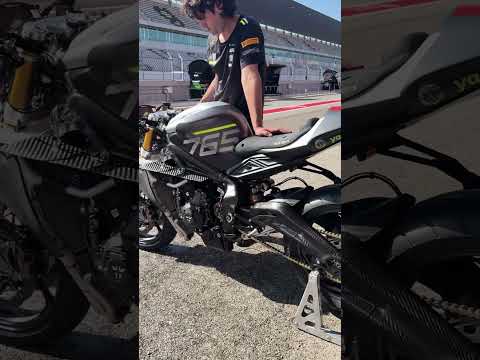 Volume up and listen to the signature roar of the Street Triple 765 