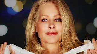 1329: "The Queen of Vacations – Beverly D'Angelo"