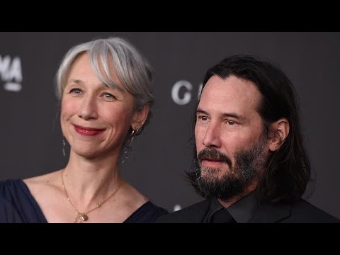 Keanu Reeves Holds Hands with Artist Alexandra Grant on the Red ...