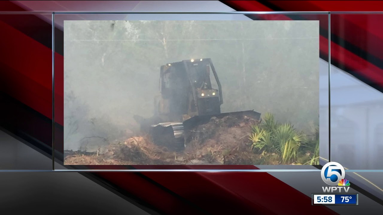Fire crews battling wildfires in St. Lucie County - YouTube