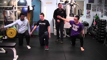 Dynamic Lunge with Rotation