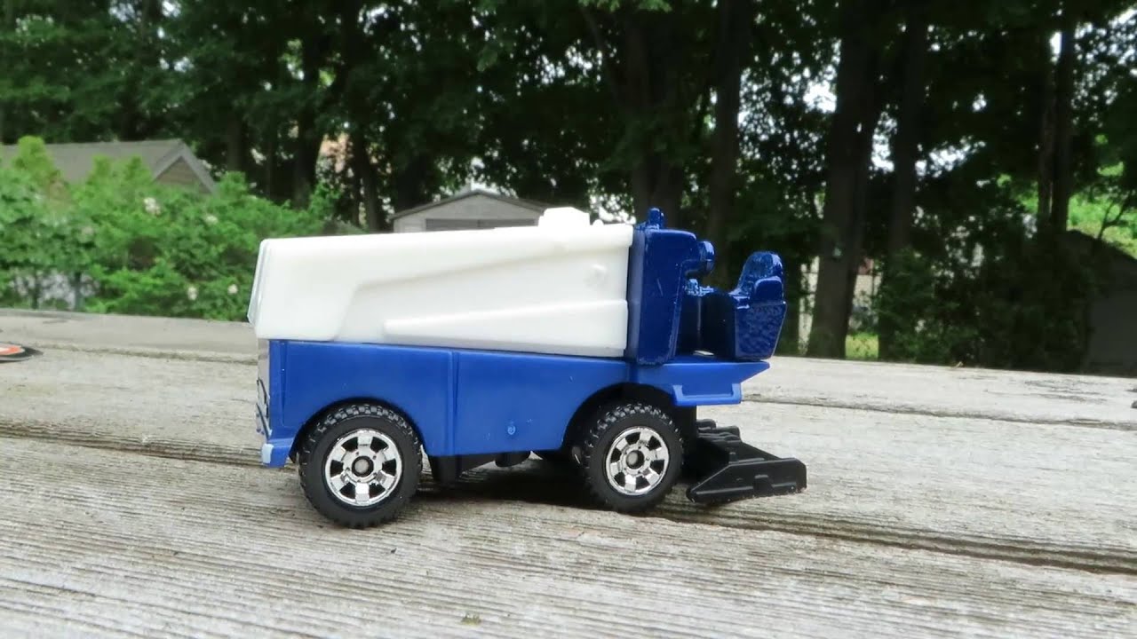 Matchbox Zamboni Ice Resurfacing Machine, 2016 7 YouTube