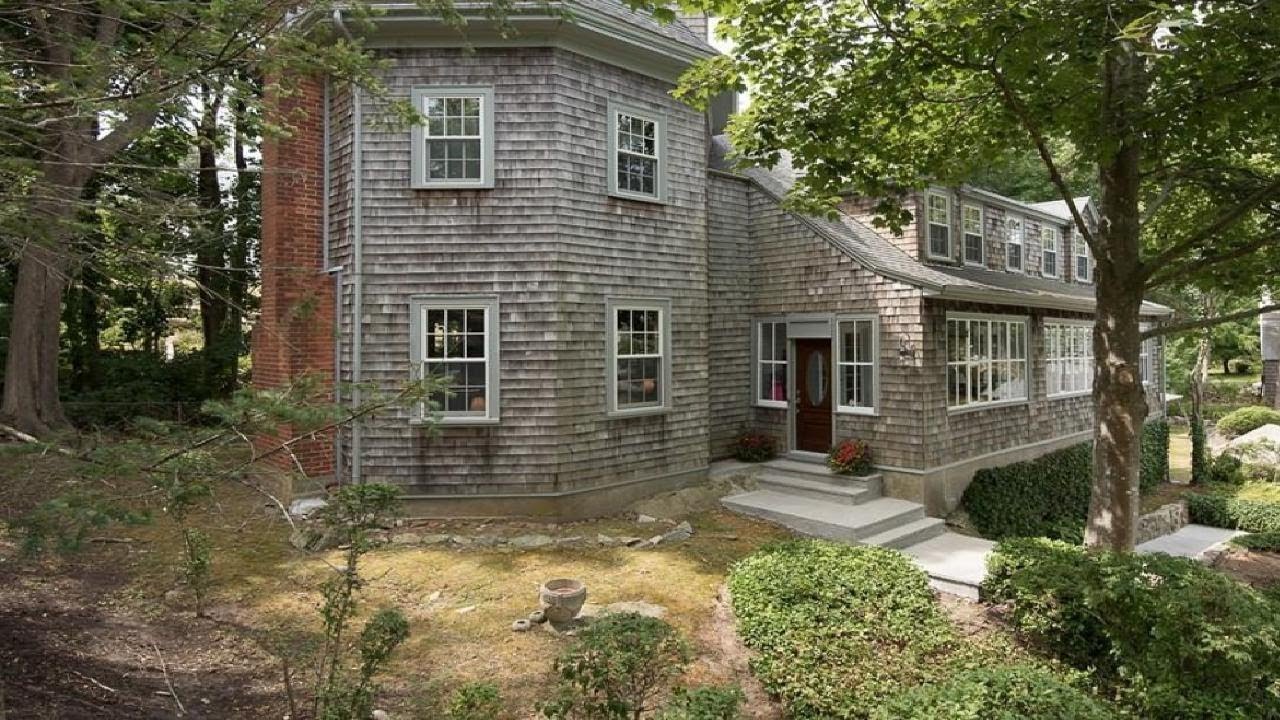 560 Jerusalem Rd, Cohasset, MA Presented by Michelly Costa. YouTube