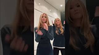 Nelly Furtado Say It Right Dance Trend