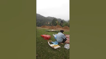 hômmung 3 tháng 3 âm lịch.nay ngày tảo mộ cho các cụ ci.mog các cụ phù hộ cho con cháu làm ăn đi lên