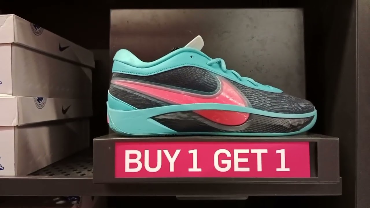 NIKE Paseo Outlet Sta Rosa Laguna. Buy 1 get 1
