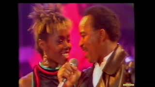 Skipworth & Turner - Thinking About Your Love, UK TV Performance 1985