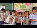 ក្រុមសិស្សក្លាហានឡើងអានជាមួយអ្នកគ្រូ