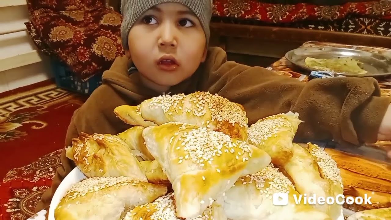 Bugun manti somsa pishirdim 🙂🧅🧅🥔🥔🥩🥩🥘🥘🌮🌮