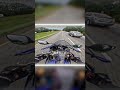 バイク乗りに突っ込もうとしたドライバー、まさかの自業自得な結末に…