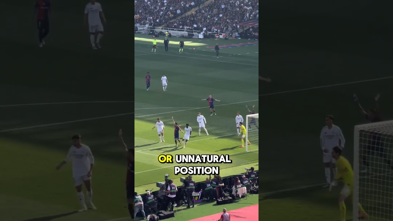 Причина, по которой судья не засчитал пенальти за игру рукой Тчуамени