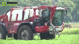 Uitrijden Mineralenconcentraat In Het Gewas Door Loonbedrijf Kuunders