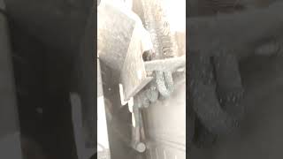 Anti rust coat spray.