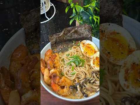 Authentic Japanese Ramen in 30 minutes 🫠