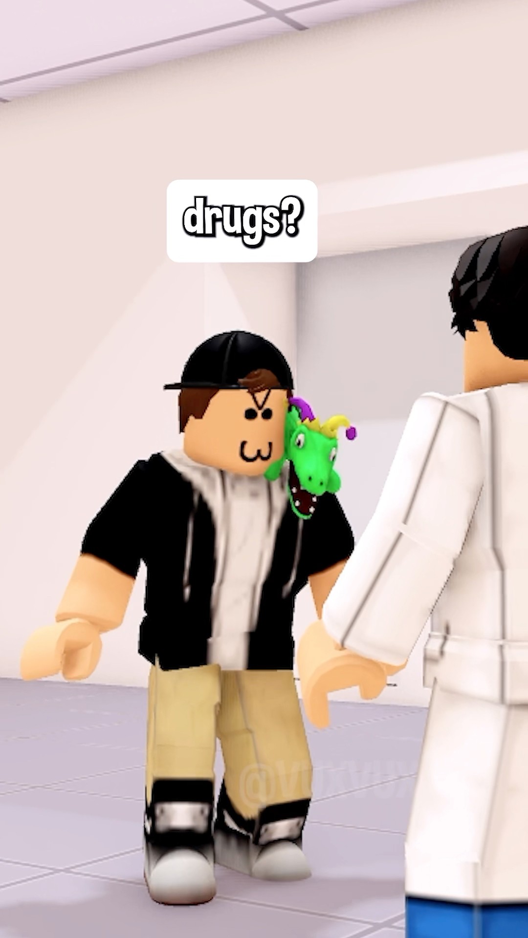MY MOM'S DISSOCIATIVE IDENTITY DISORDER ?#roblox #shorts #berry