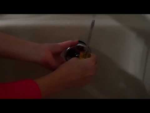 how-to-fix-a-leaky-bath-tub-overflow-drain