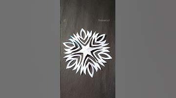 How to make a snowflake ❄️✂️ #shorts #snowflake #viralshorts #youtubeshorts