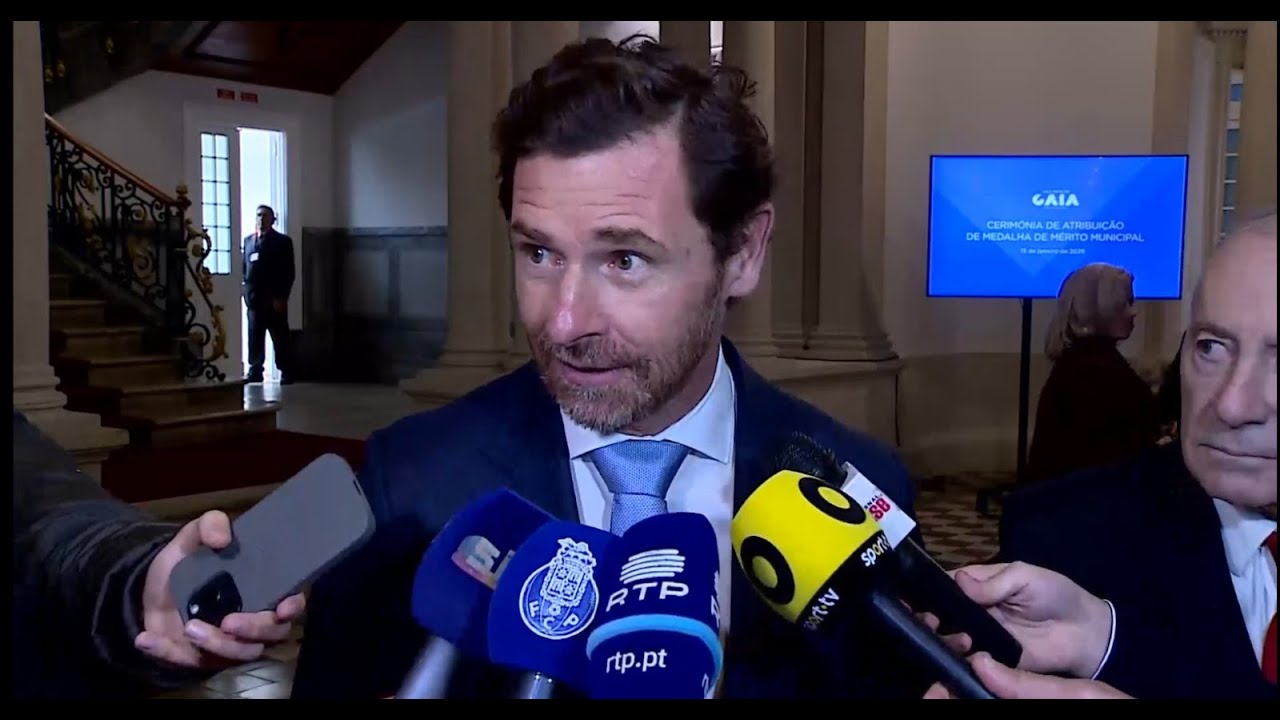 Villas-Boas explica distância de Rui Costa no Dragão: «Na Luz, foi-me destinada a 6.ª ou 7.ª fila»