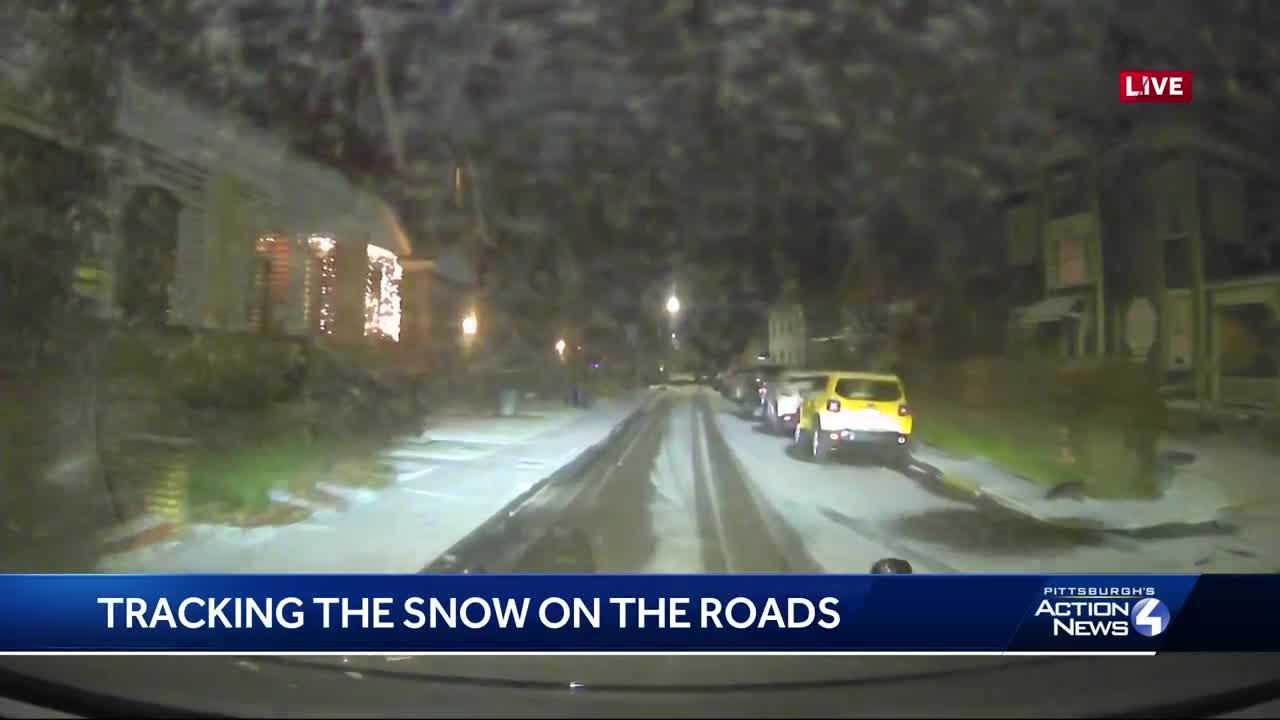 Watching the roads after overnight snowfall - YouTube