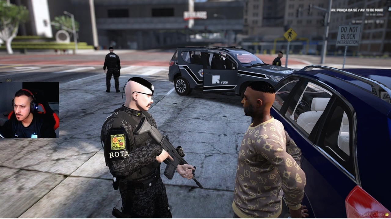 DONA ROTA É EMBAÇADA PEGA INDIVÍDUO ARMADO - GTA RP