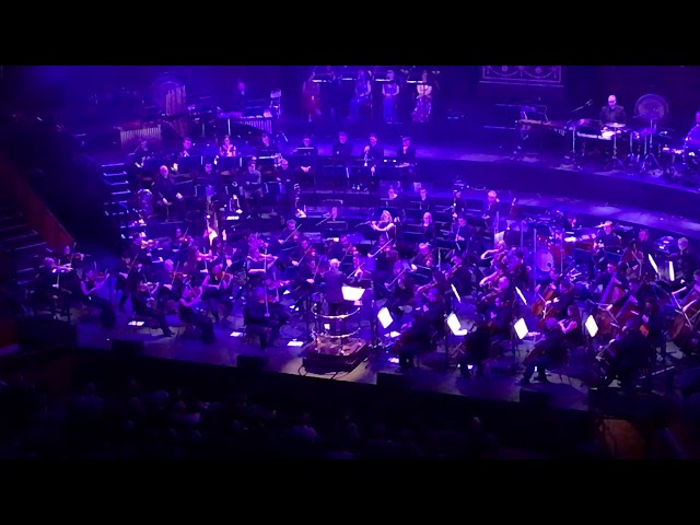シンフォニック・クイーン 演奏：ロンドン・シンフォニー・オーケストラ QUEEN SYMPHONIC | promax inc.