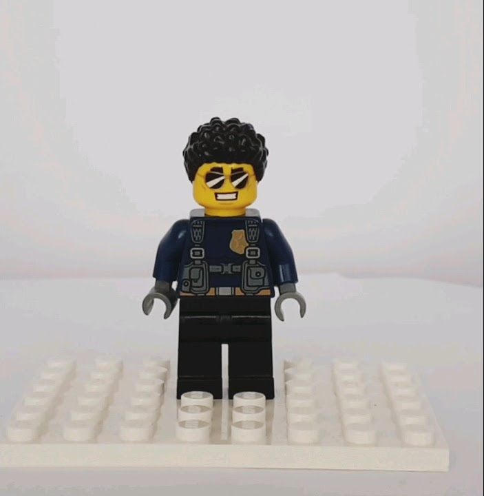 Дюк Детейн у класичному костюмі #lego #лего #city - YouTube
