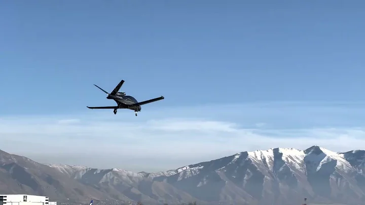 Cirrus G2+ Vision Jet N33AA Arriving at Provo (PVU)