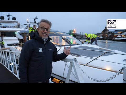 ⁣SUNSEEKER PREDATOR 60 EVO - Motor Yacht Review - The Boat Show