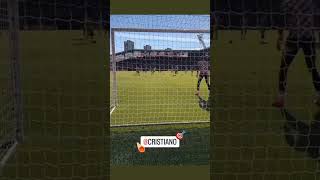 CRISTIANO RONALDO GOAL IN TRAINING VS BRENTFORD -Manchester united