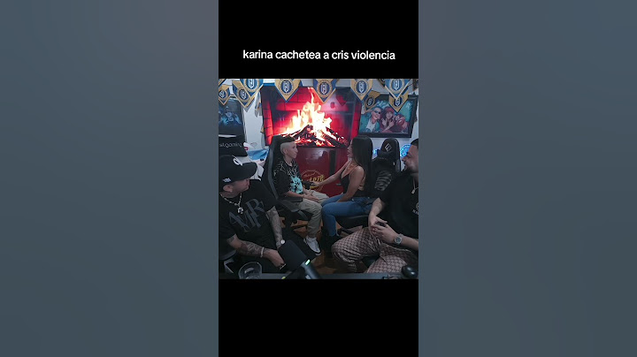 Karina cachetada a Cris Valencia