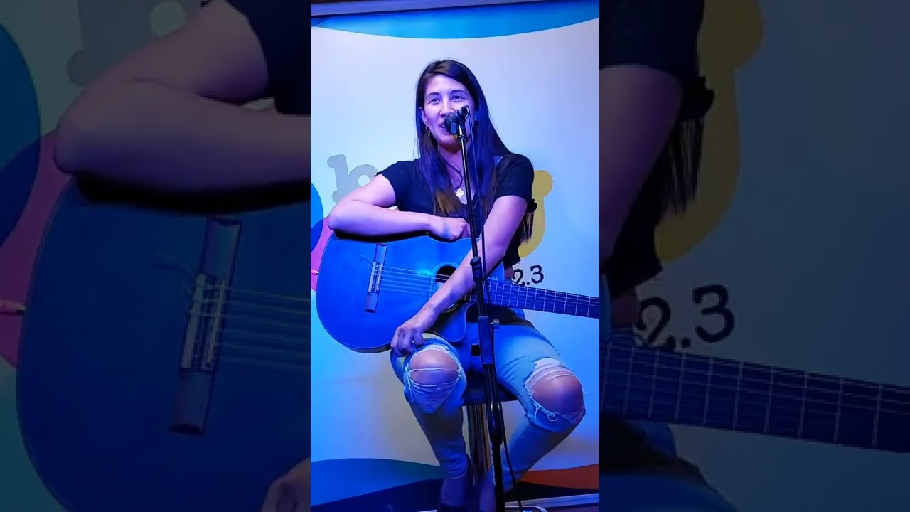 Sele Vera en la Peña de los Viernes