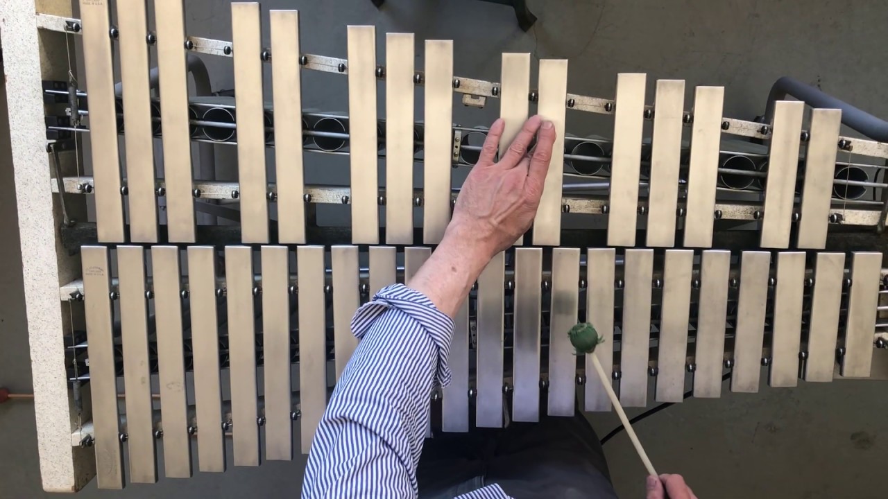 Deagan No. 580 "Traveller" vibraphone