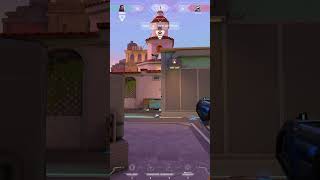 Why YOU Shouldn't Trust Your Teammates #valorant #valorantclips #valorantcrosshaircode