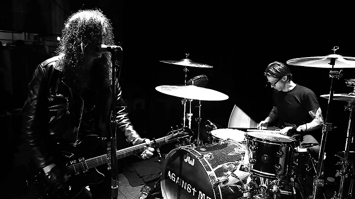 Against Me! - Shivers (Nervous Energies session - ...