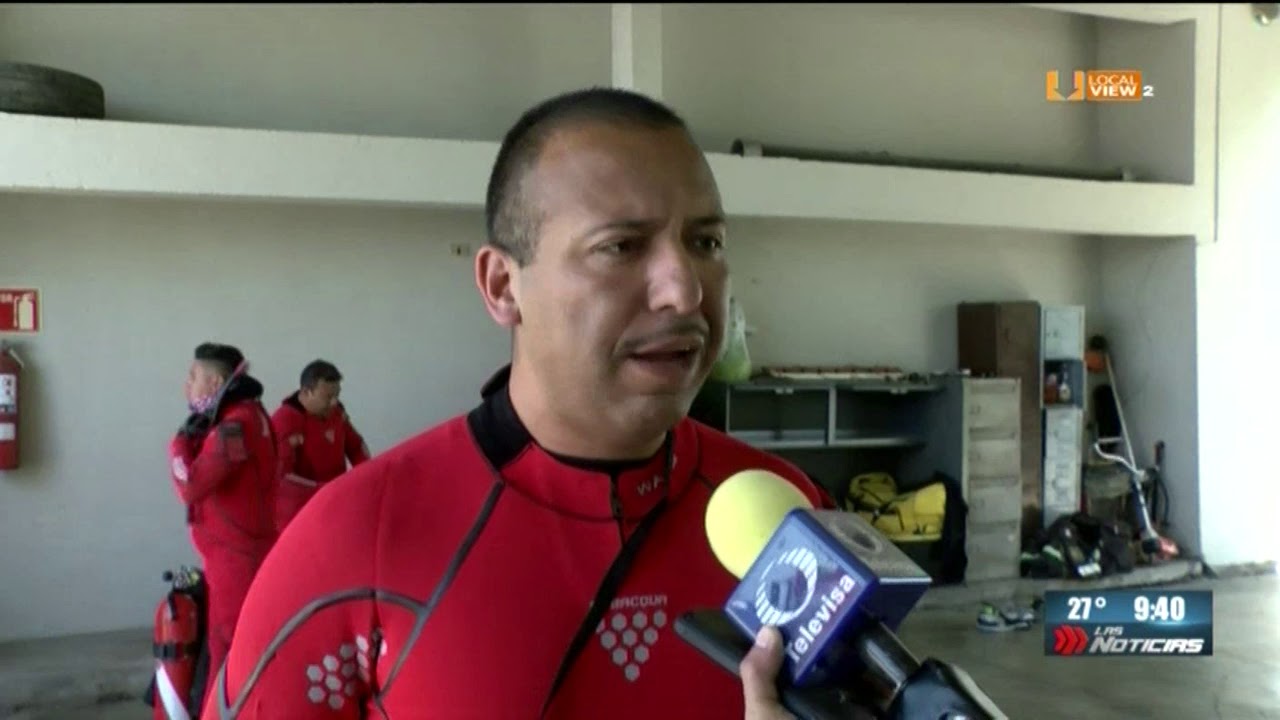 El equipo de rescate acuático de Bomberos de Nuevo León se encuentra trabajando durante este perio