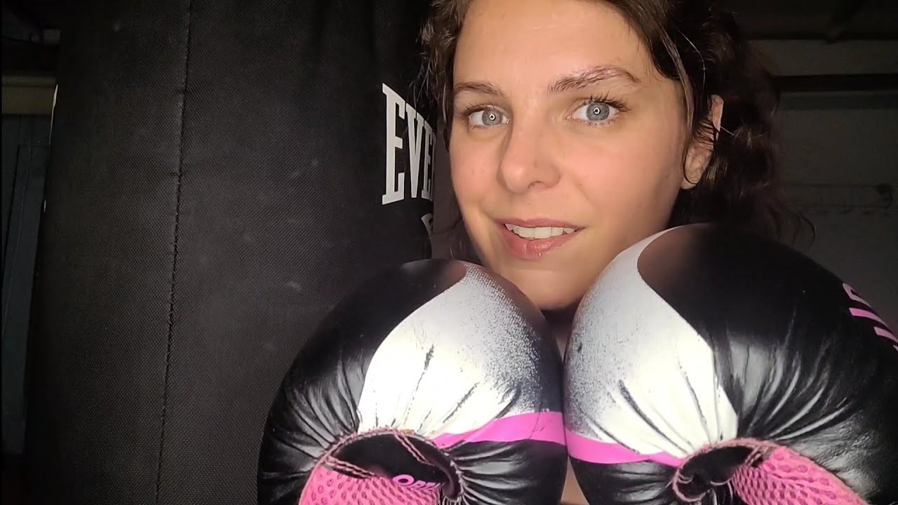 Punching Away Your Fears and Anxiety | BaileyBooASMR Heavy Bag Session - Gloved & no gloves 🥊