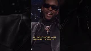 2 CHAINZ SAYS HE BOUGHT A LAWN MOWER & A STRIP CLUB FOR HIS BIRTHDAY 😂 | LARAPTV #2chainz #laraptv