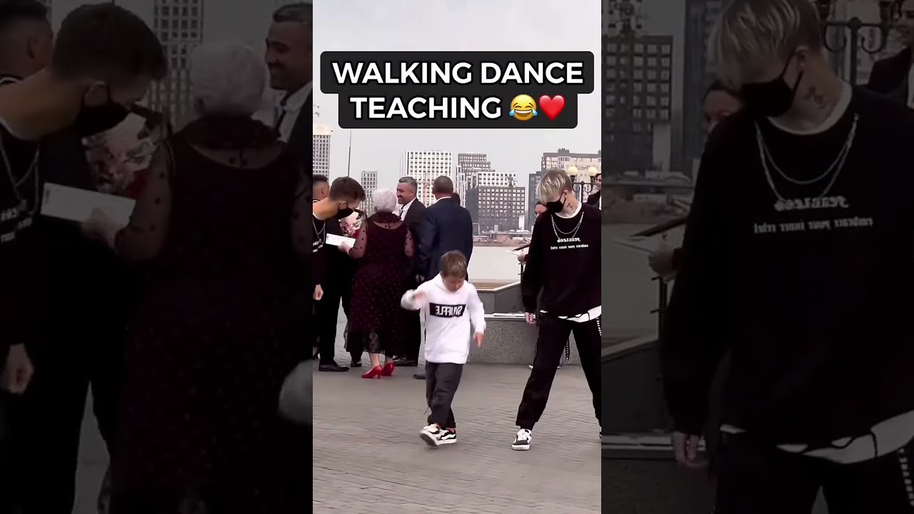 WALKING DANCE TEACHING 😨😎 Он Повторил Танец 🤔🤯
