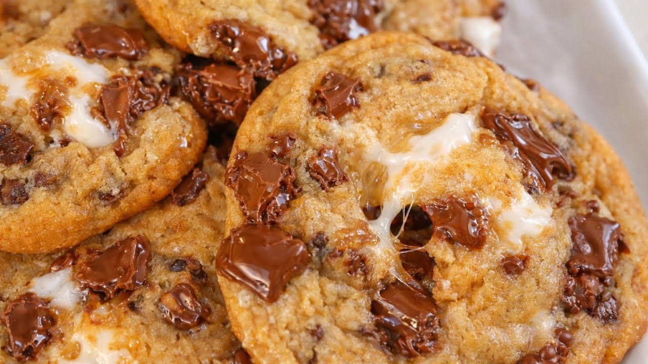The BEST S’mores Cookies Recipe | Soft, Gooey & Loaded
