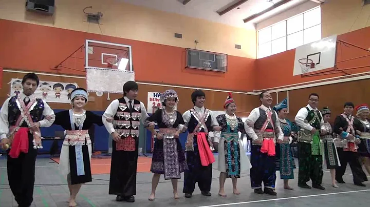 [Duncan Hmong New Year 2011] - Noj Peb Caug by Class of 2012