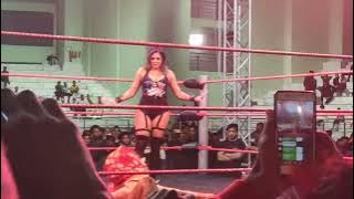 Rakhi Sawant को महिला पहलवान ने रिंग में कैसे पटका; Wrestler Throws Rakhi on WWE Ring Floor