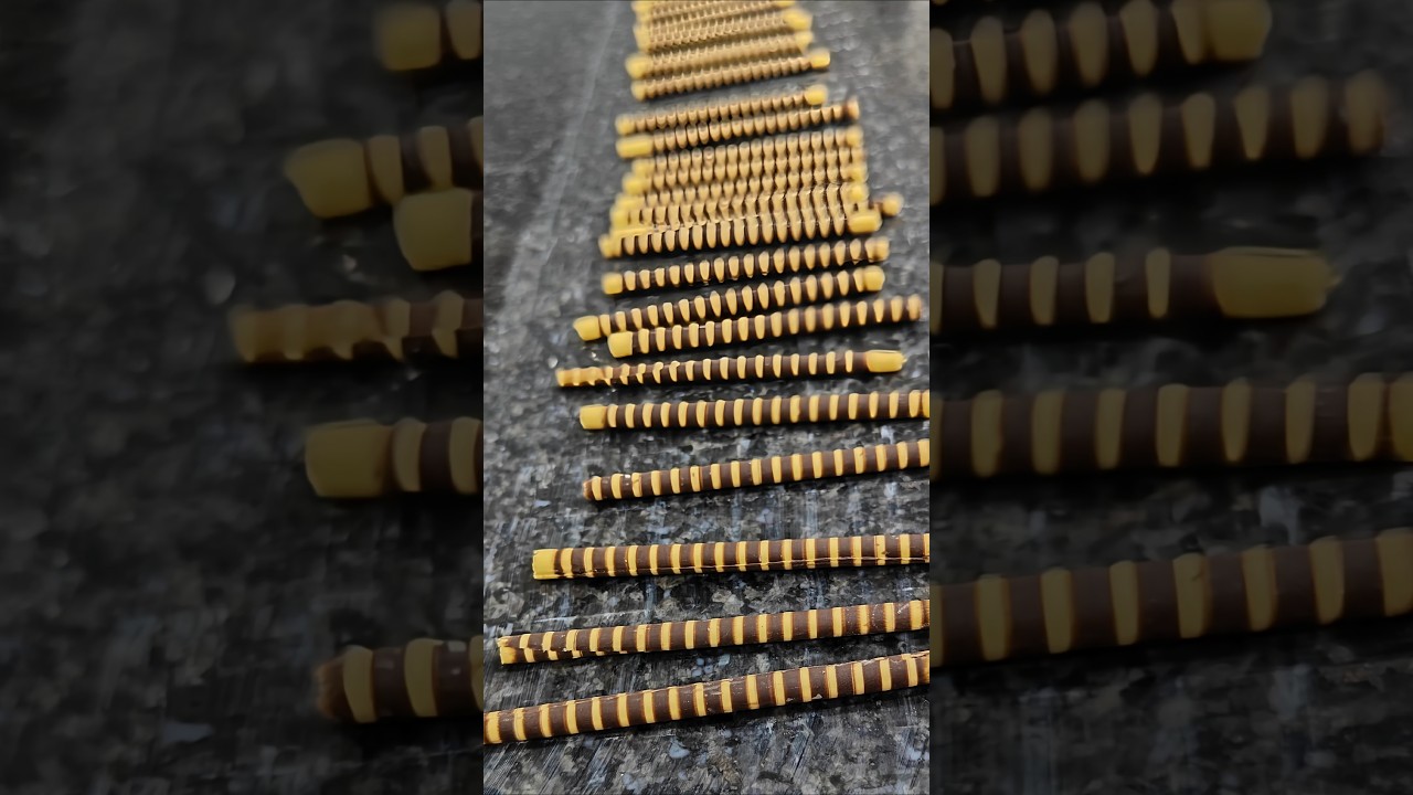 how to make chocolate cigar roll garnish 