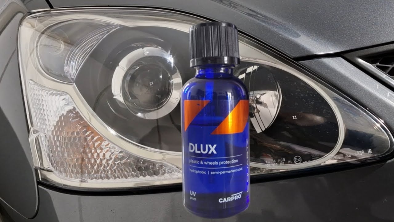 How To Apply Ceramic Coating To Your Car Headlights CarPro CQuartz Dlux 