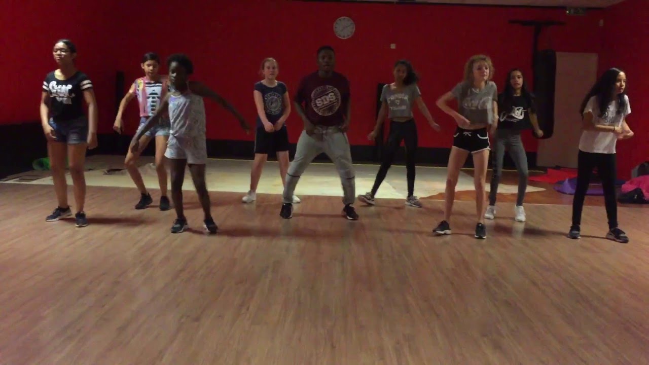 Yemi Alade - Koffi Anan || Choreo By Petit Afro || Tresor Dance Center ...